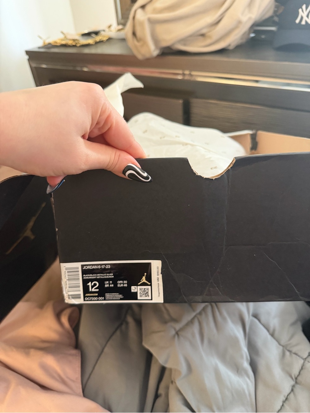 Like new Jordan 6-17-23 in size 12 - Picture 4 of 6